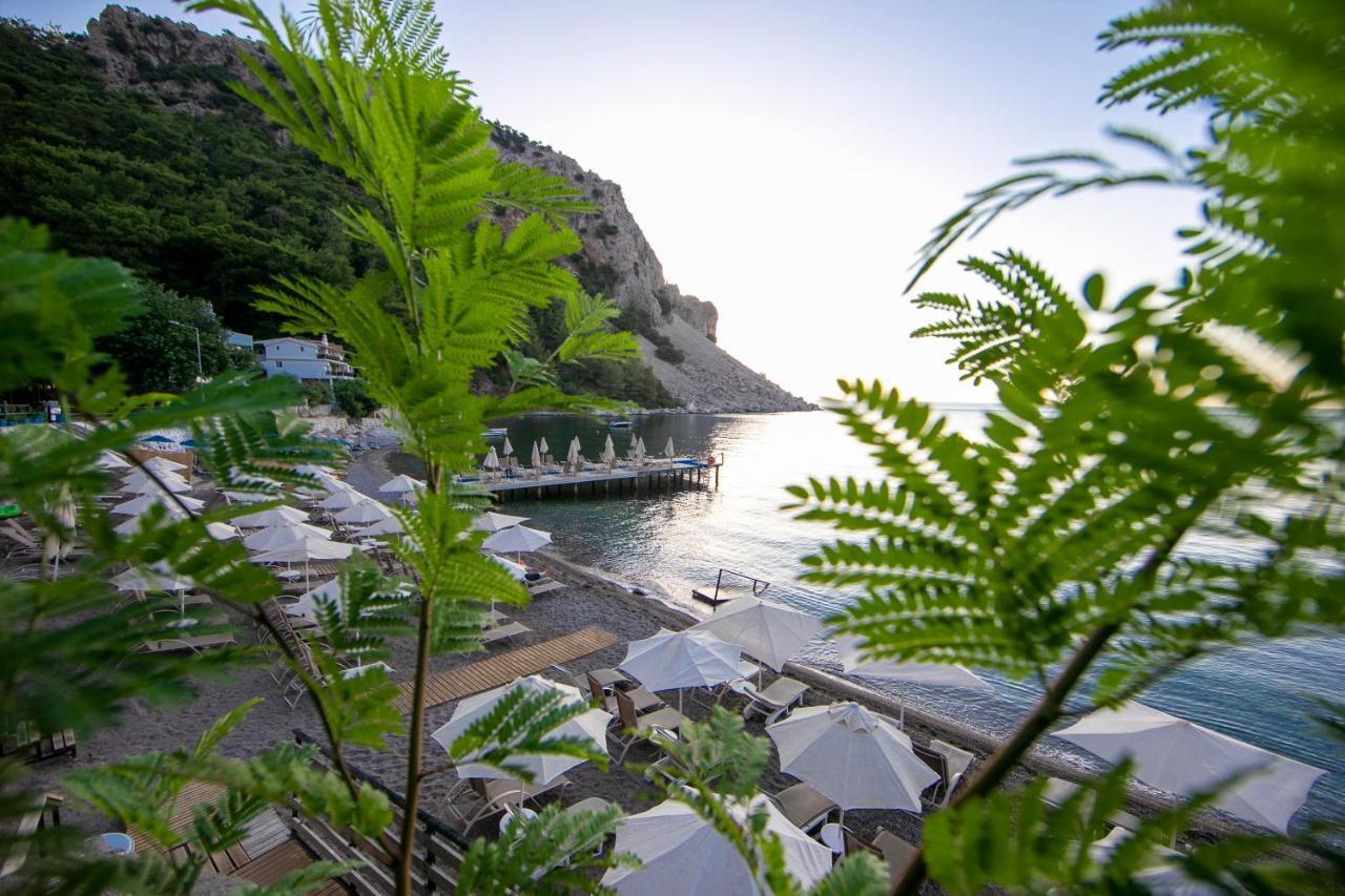 Hotel Mavi Deniz Турунч Экстерьер фото